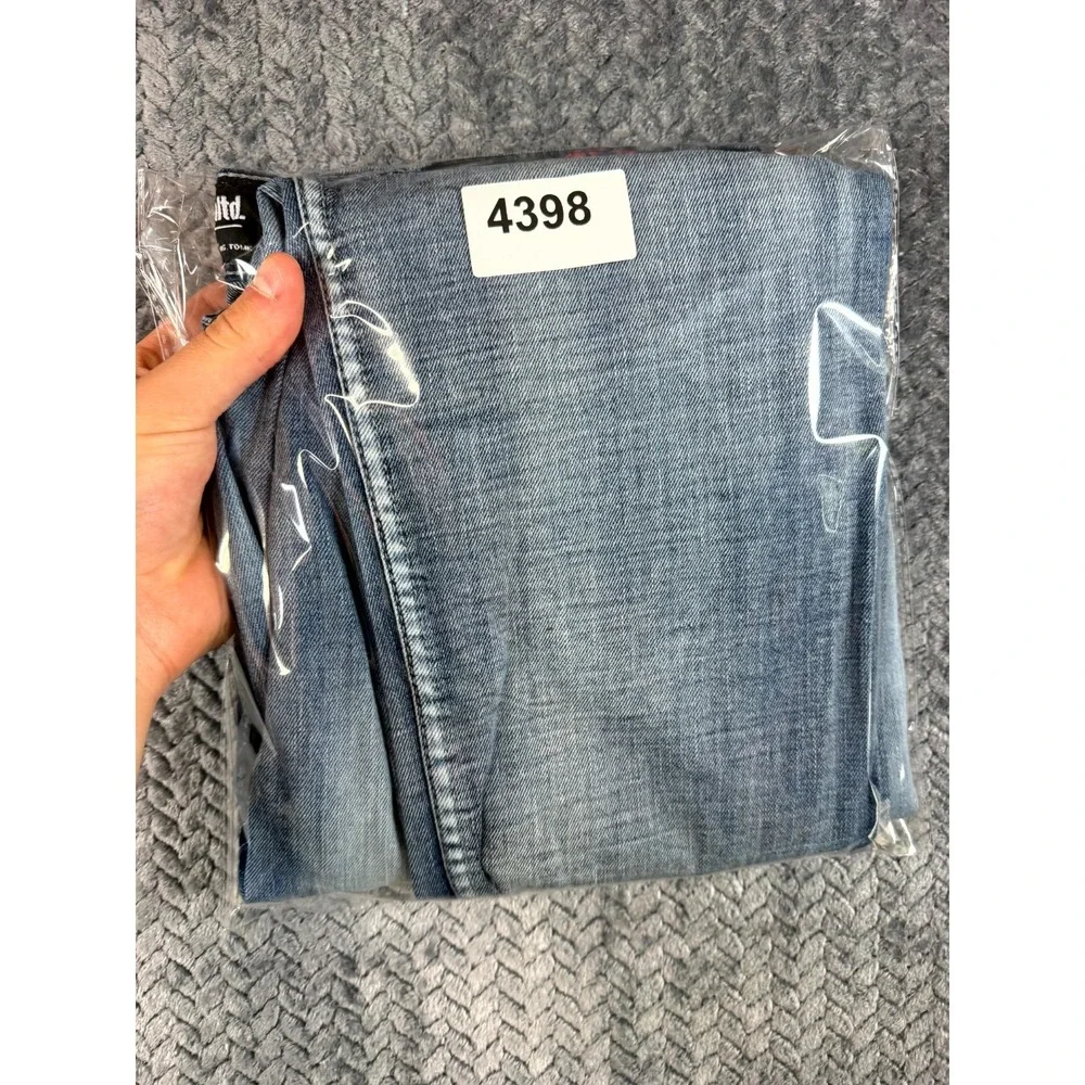 Ecko Unltd Athletic Jeans Men 34 Blue Cotton Stretch Straight Leg Logo Acid Wash